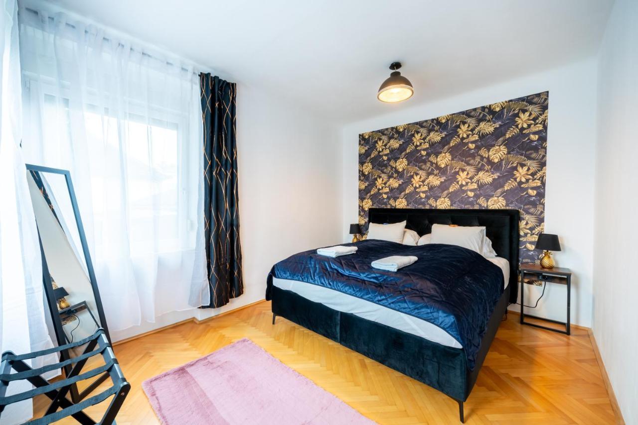Modernes Appartement Graz Extérieur photo
